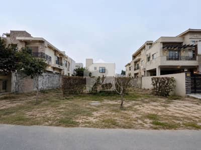DHA PH 7 BLOCK Y 1 KANAL PLOT FOR SALE