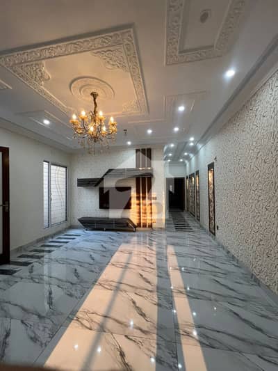 10 Marla Brand New House For Sale In Architecture Society
