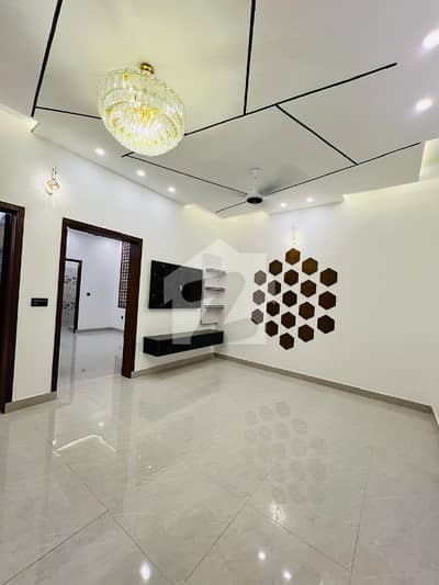 20 Marla Upper Portion Available For Rent