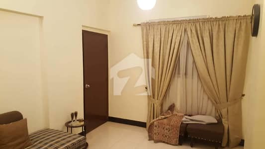 گلشنِ اقبال - بلاک 1 گلشنِ اقبال,گلشنِ اقبال ٹاؤن,کراچی میں 3 کمروں کا 7 مرلہ فلیٹ 2.1 کروڑ میں برائے فروخت۔