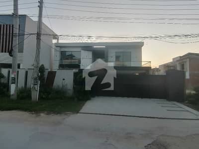 واپڈا ٹاؤن فیز 2 واپڈا ٹاؤن,ملتان میں 5 کمروں کا 1 کنال مکان 6.5 کروڑ میں برائے فروخت۔ واپڈا ٹاؤن فیز 2 واپڈا ٹاؤن,ملتان میں 5 کمروں کا 1 کنال مکان 6.5 کروڑ میں برائے فروخت۔