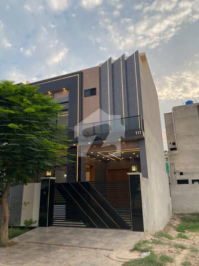 Premium 5 Marla Triple-Storey House for Sale in C Block Near Theme Park Premium 5 Marla Triple-Storey House for Sale in C Block Near Theme Park