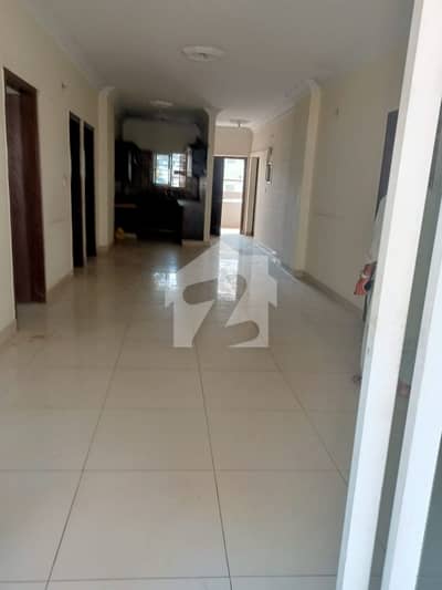 This Is Your Chance To Buy Prime Location Flat In Gulistan-E-Jauhar - Block 3-A