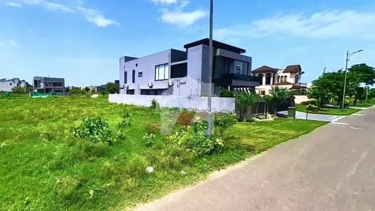Prime Location 1 Kanal Residential Plot 294 For Sale In DHA Phase 8 Block S