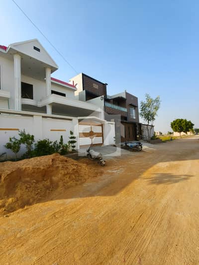 VIP LOCATION PIR AHMED ZAMAN TOWN Leased 400 SQ YARDS 40 FT ROAD PLOT FOR SALE