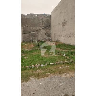 3.44 Marla Corner 40 Feet Road Plot Available For Sale