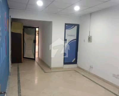 In I-8 Markaz 1000 Square Feet Office For Rent