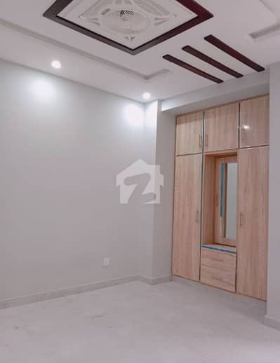 2 Bed Apartment Available For Rent On Prime Location And Reasonable Price