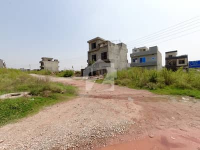 I-11/2 Residential Plot Sized 1000 Square Feet