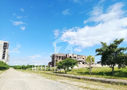 Highly-Desirable Residential Plot Available In Gulberg Greens - Block C For Sale Highly-Desirable Residential Plot Available In Gulberg Greens - Block C For Sale