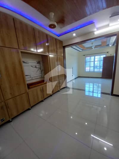 UPPER PORTION AVAILABLE FOR RENT IN I-11