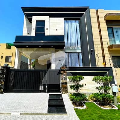DHA 9 TOWN C BLOCK 5 MARLA HOUSE FOR RENT