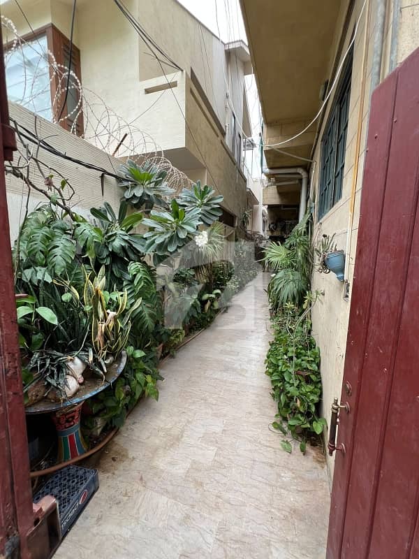 3 Bedrooms Flat For Rent 3 Bedrooms Flat For Rent