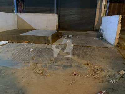نارتھ کراچی ۔ سیکٹر 11بی نارتھ کراچی,کراچی میں 1 مرلہ Studio دکان 60.0 ہزار میں کرایہ پر دستیاب ہے۔