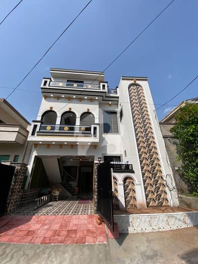 5 MARLA BRAND NEW LUSH DOUBLE STOREY HOUSE FOR SELL AT AIRPORT HOUSING SOCIETY SECTOR 4
