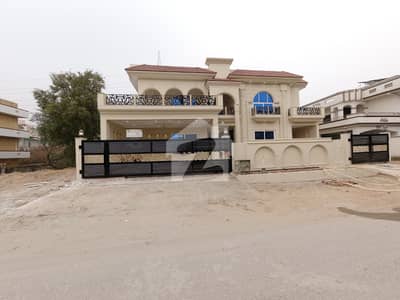 22 Marla House Available For Rent In G-15 22 Marla House Available For Rent In G-15