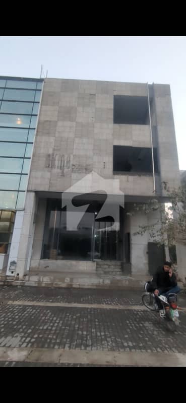 8 Marla Full Plaza Available For Rent