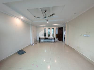 1000 Sq ft 2 bed Apartment For Rent in Bahria phase 7 wallayat complex