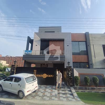 10 Marla Brand New Most Luxurious House Available For Sale 10 Marla Brand New Most Luxurious House Available For Sale