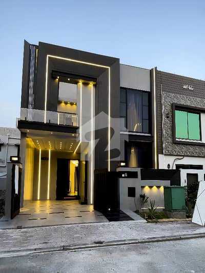 DHA Phase 4 KK Block Bardnew House For Sale Hot Location Nazr To Park And Msjad Rang Road 2 Mint Darve
