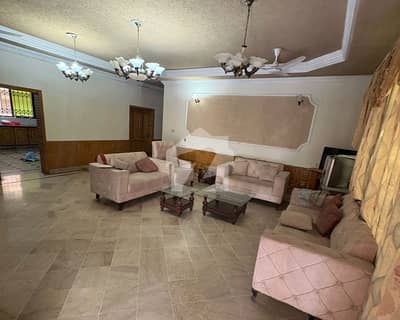 Buy 600 Square Yards Lower Portion At Highly Affordable Price