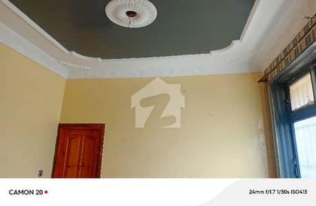 گوہر ایوب ٹاؤن ایبٹ آباد میں 8 کمروں کا 5 مرلہ مکان 2.2 کروڑ میں برائے فروخت۔