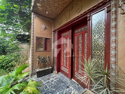 1 Kanal Slightly Used House With Sui Gas For Sale In Canal Gardens Lahore