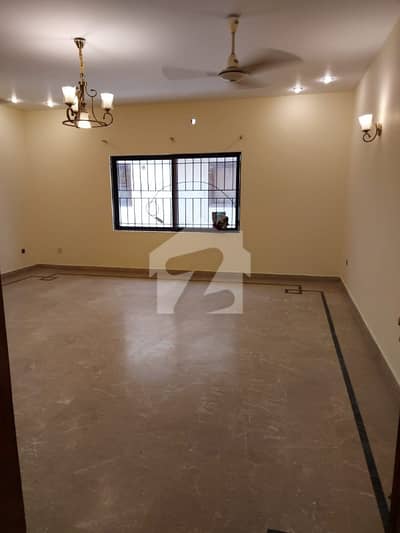 ڈی ایچ اے فیز 5 ڈی ایچ اے ڈیفینس,کراچی میں 4 کمروں کا 1 کنال بالائی پورشن 2.7 لاکھ میں کرایہ پر دستیاب ہے۔ ڈی ایچ اے فیز 5 ڈی ایچ اے ڈیفینس,کراچی میں 4 کمروں کا 1 کنال بالائی پورشن 2.7 لاکھ میں کرایہ پر دستیاب ہے۔