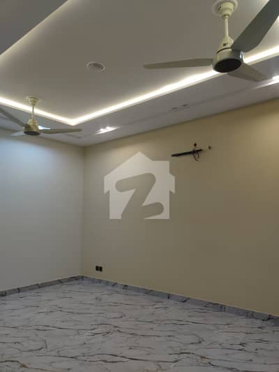 10 Marla Ground Floor