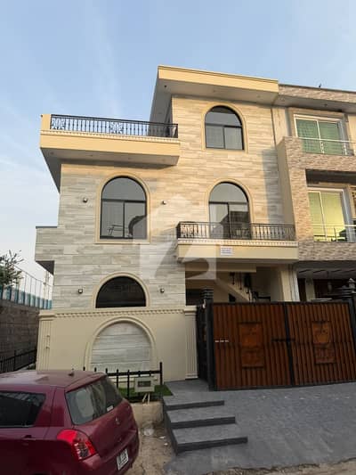 Brand new 25x40 proper corner house available for sale in G-13