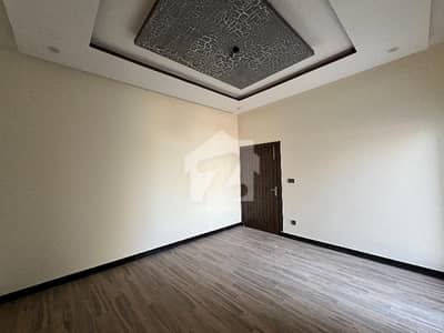 I-8/2 2800 Square Feet Upper Portion Up For rent