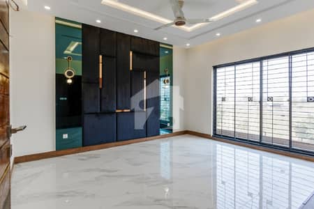 Luxurious 1 Kanal Modern Upper Portion Available For Rent In DHA Phase 7, Lahore Luxurious 1 Kanal Modern Upper Portion Available For Rent In DHA Phase 7, Lahore