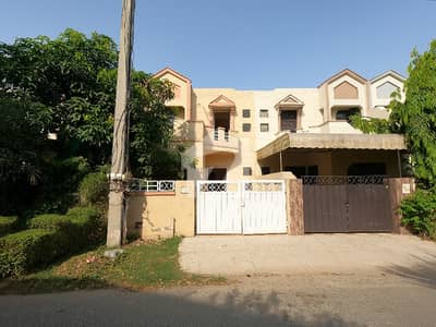 Prime Location Eden Lane Villas 2 House For Sale Sized 4 Marla