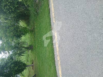 ZEEE Real Estate & Builder Offers 1 Kanal On "150" Road Direct Appraoch from Phase 5 Awsome Location In 9 Prism 20 Marla Available