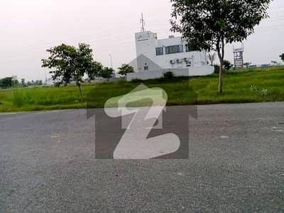 ڈی ایچ اے فیز9 پریزم - بلاک ایف ڈی ایچ اے فیز9 پریزم,ڈی ایچ اے ڈیفینس,لاہور میں 10 مرلہ رہائشی پلاٹ 1.85 کروڑ میں برائے فروخت۔