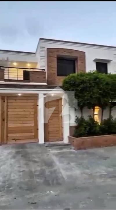 FULLY RENOVATED 500 SQ. YARDS INDEPENDENT BUNGALOW FOR SALE 30TH STREET, OFF KHAYABAN-E-BUKHARI, DHA PHASE VI, KARACHI