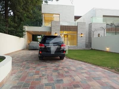 HOUSE FOR RENT IN F-6