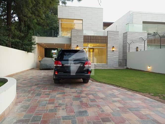 HOUSE FOR RENT IN F-6 HOUSE FOR RENT IN F-6