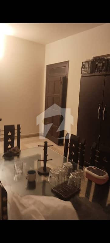 گارڈن ٹاؤن لاہور میں 4 کمروں کا 10 مرلہ مکان 4.5 کروڑ میں برائے فروخت۔