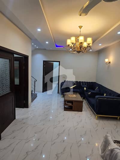 5 Marla Corner Owner Built Double Unit Triple Storey House 10 KV SOLER With Green Meter 5 Marla Corner Owner Built Double Unit Triple Storey House 10 KV SOLER With Green Meter