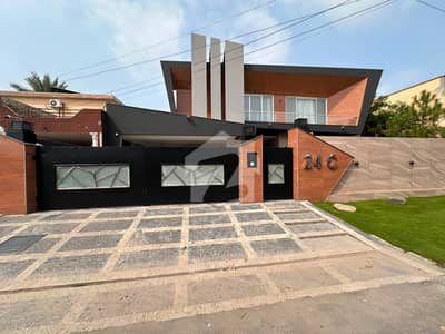 56.5 Marla Banglow For Sale In Valencia Town Lahore 56.5 Marla Banglow For Sale In Valencia Town Lahore