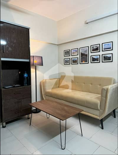 1 Bed Lounge Flat for sale