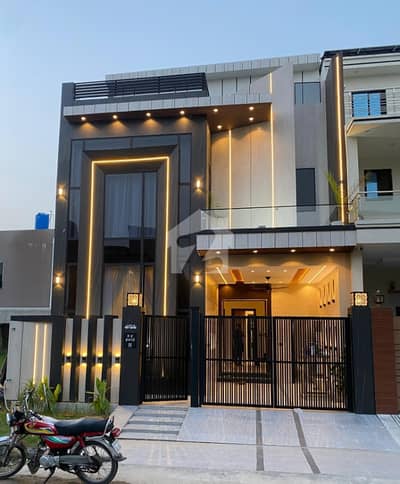 A Beautiful 5.5 Marla House Available For Sale On 50 Ft Road Near Park, Mosque In Citi Housing Gujranwala A Beautiful 5.5 Marla House Available For Sale On 50 Ft Road Near Park, Mosque In Citi Housing Gujranwala