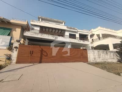 1 KANAL DOUBLE STOREY HOUSE FOR RENT