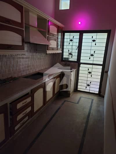 5 Marla Beautiful double story house urgent for Rent in sabzazar