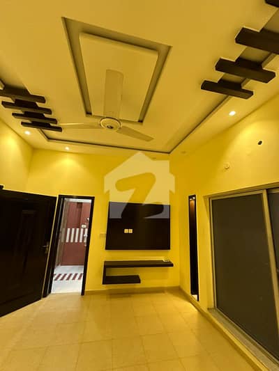 6 MARLA FULL HOUSE FOR RENT IN DHA PHASE 5
