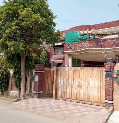 شالیمار کالونی ملتان میں 4 کمروں کا 13 مرلہ مکان 2.6 کروڑ میں برائے فروخت۔