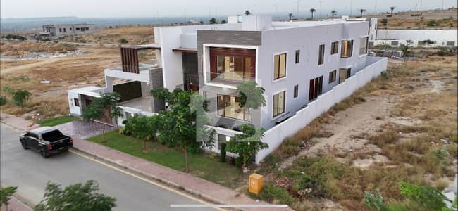 1150 Sq Yd Corner Category Plot For Sale Precinct-7 | Plot #132 | Prime Corner Location | Ideal For Residence Or Investment | Bahria Town Karachi
