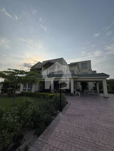 Luxury Semi Furnished Farmhouse in Gulberg Greens A Block. Solar and Acs installed