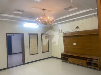 12 Marla Corner House Availble For Rent 12 Marla Corner House Availble For Rent
